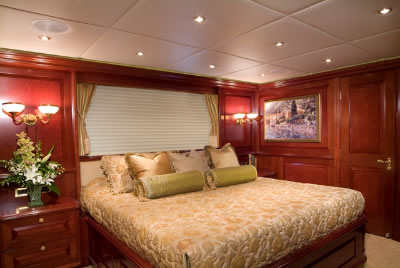 Yacht Amarula Sun guest stateroom