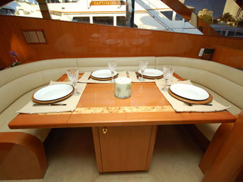 Yacht Charmer dining