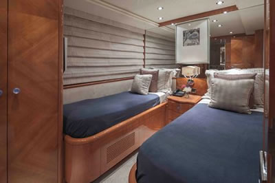 Yacht Grand Barossa twin stateroom