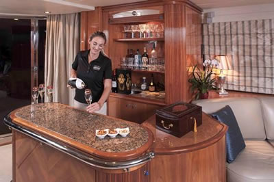 Yacht Grand Barossa salon bar