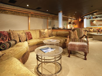 Yacht Independence 2 main salon