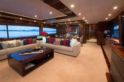 Yacht Livernano salon