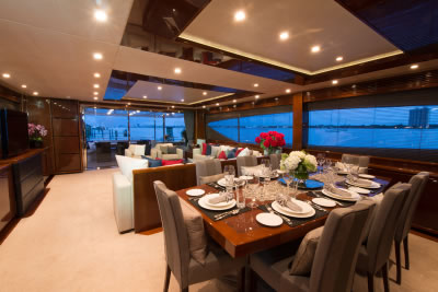 Yacht Livernano dining