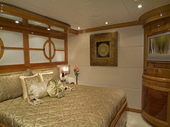 Yacht Tigers Eye VIP stateroom
