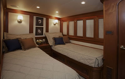 Yacht Victorian Rose twin stateroom